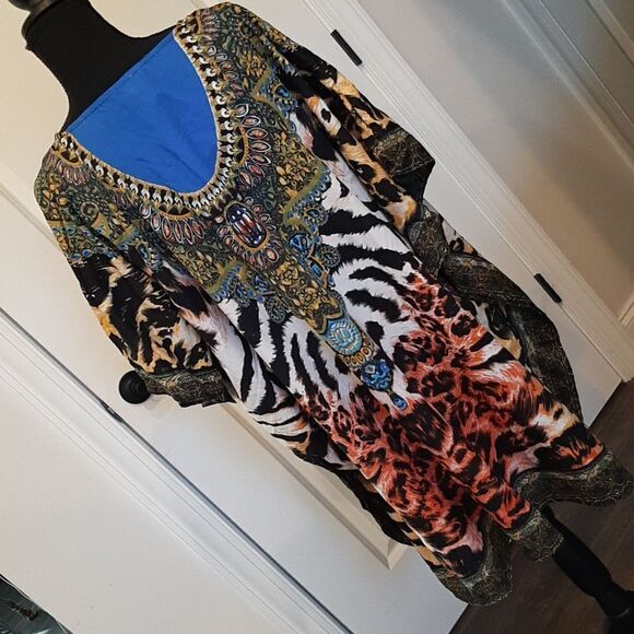 Gypsie Blu "Live to be Free" Caftan Blouse - Picture 5 of 11